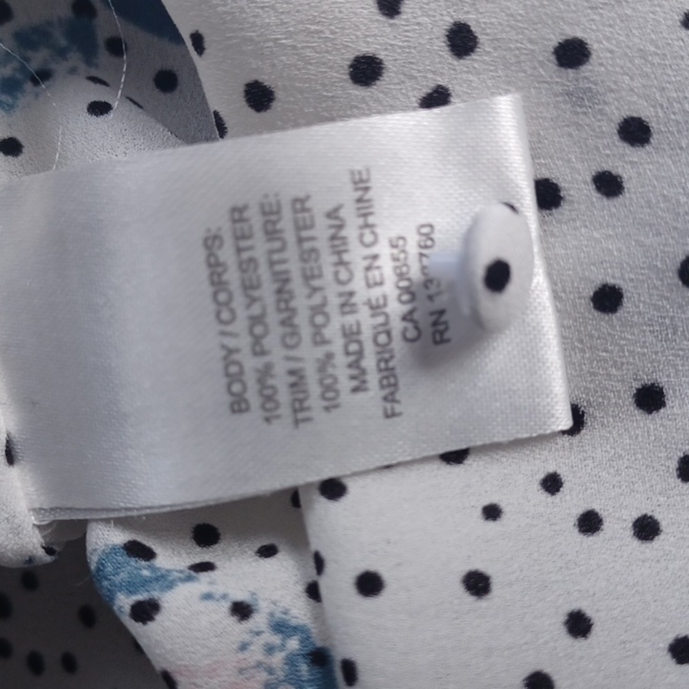 RW&CO Semi Sheer Dot & Floral Round Neck Blouse- Sz. Sm - Picture 5 of 12